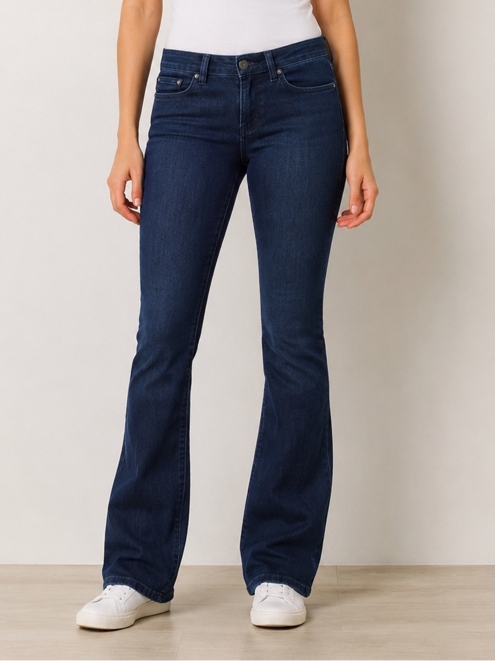 prAna Kayla Women’s Jeans Size 2/26 Tall 36” Inseam Dark Indigo blue denim NWT